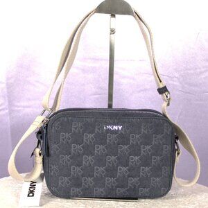 DKNY Tutu DZ Camera Bag Navy Logo Crossbody NWT $148 MSRP